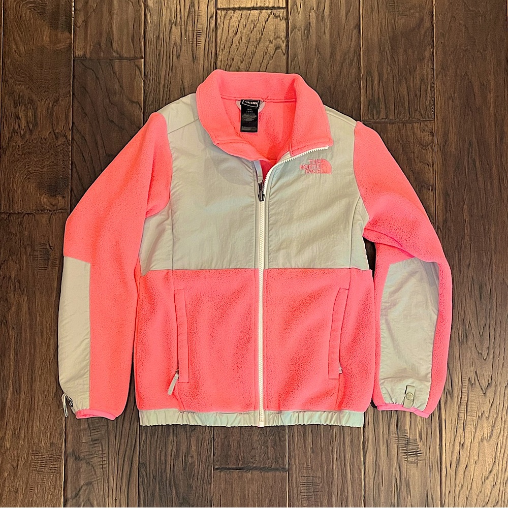 Fluorescent pink and gray North Face Fleece
